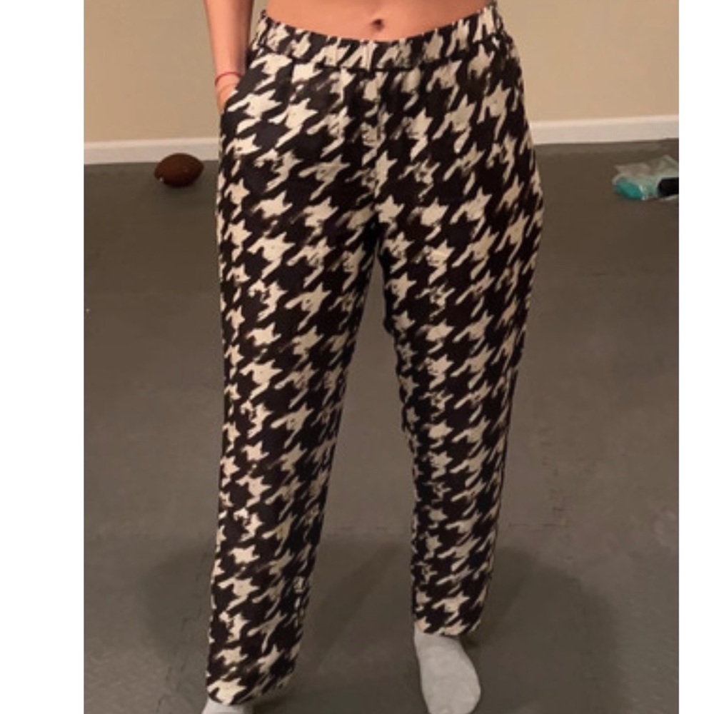 Silk houndstooth size 2 J Crew Pants